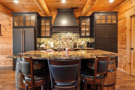 Cabin, Multiple Beds, Hot Tub, Garden View (Antler Summit Trio) | Private kitchen | Fridge, microwave, oven, stovetop