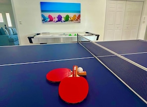 Games room - Heated Pool-Spa. Family Retreat-Near Anna Maria Island and Bradenton Beach.  (Bradenton)
