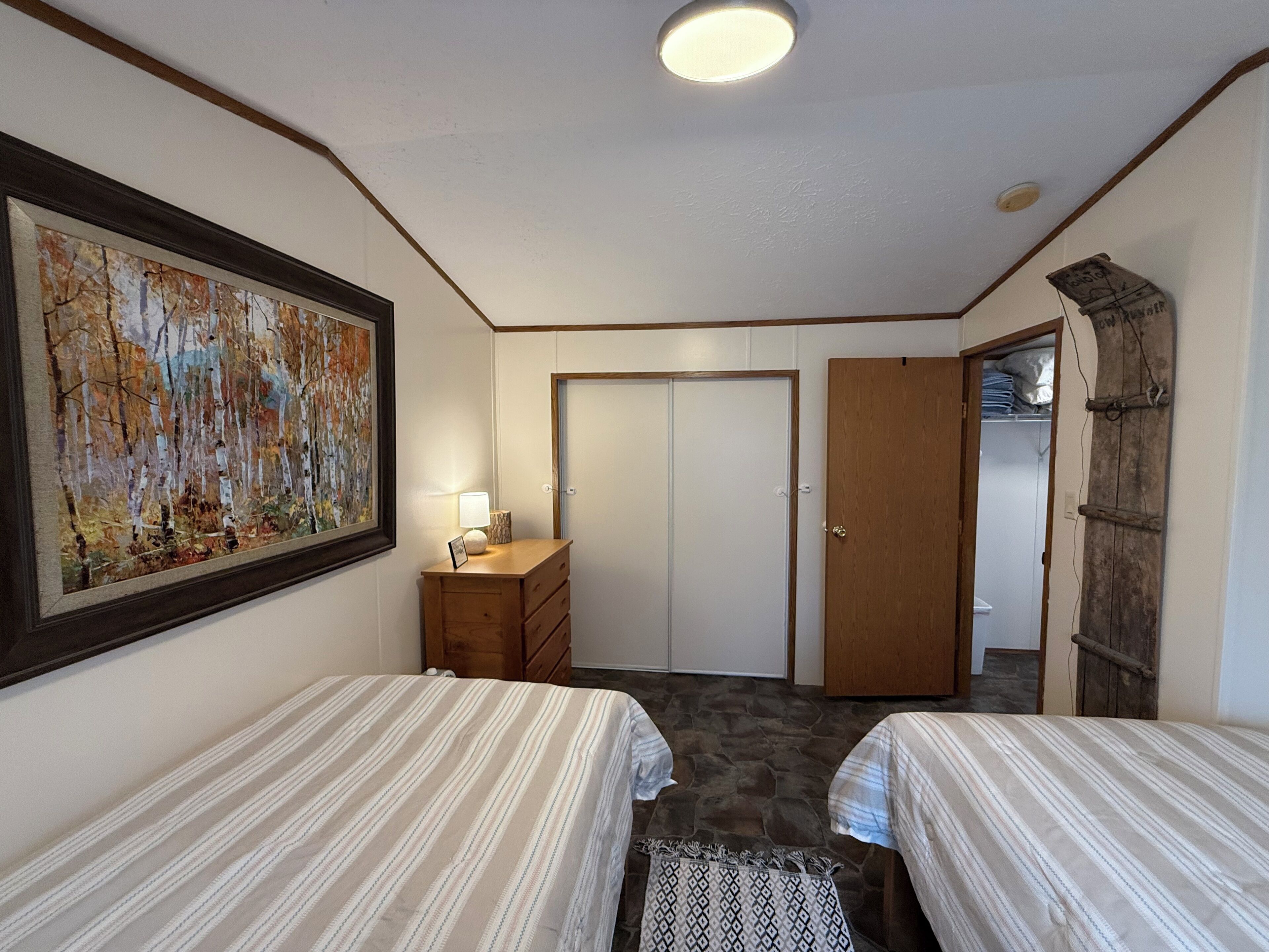 Bügeleisen/Bügelbrett, WLAN, Bettwäsche