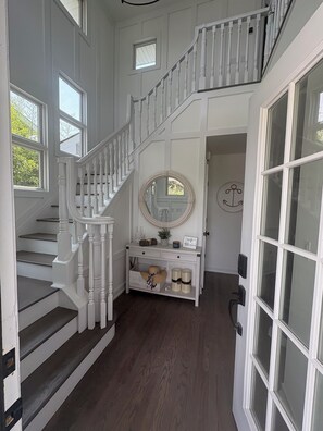 Interior - 🍁 Fall into Coastal Luxury at Breakers – Ocean Beach, Fire Island 🍁 (Ocean Beach)