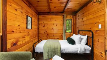 5 bedrooms, iron/ironing board, travel cot, WiFi