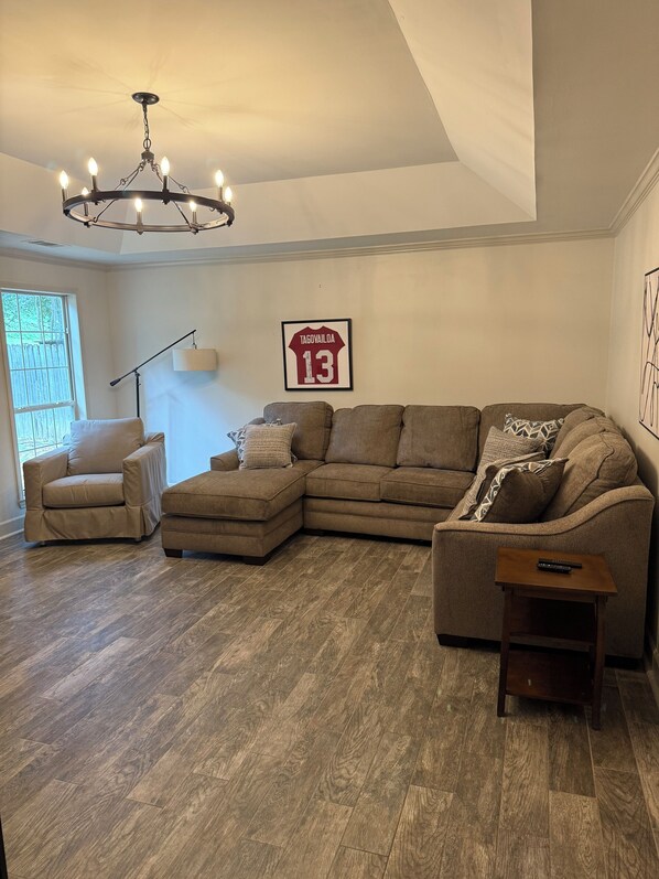 Televisión y chimenea