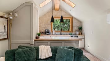 Open concept - Living Room/Kitchen