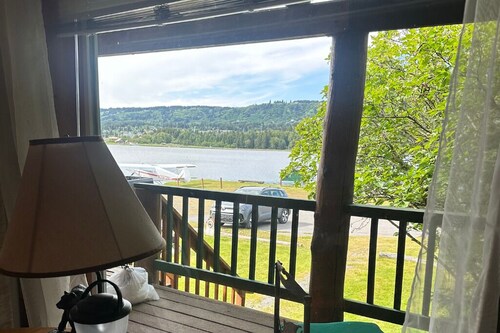 Katmai Lakefront Room, Homer Floatplane Lodge