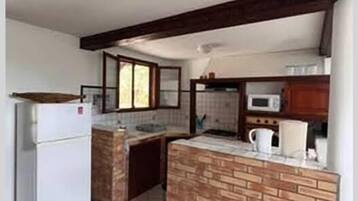 KylskÄp, mikrovÄgsugn, ugn och spishÀll