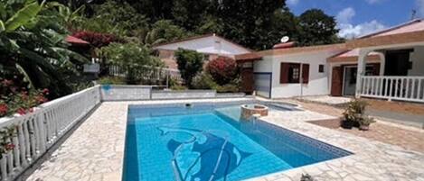 Alberca al aire libre