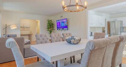 Relaxing 3BR Getaway with Pool and games