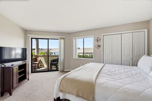 2 bedrooms, iron/ironing board, travel cot, free WiFi - Cypress Bay Getaway in little river (Little River)