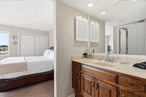2 Schlafzimmer, Bügeleisen/Bügelbrett, Reisekinderbett, kostenloses WLAN