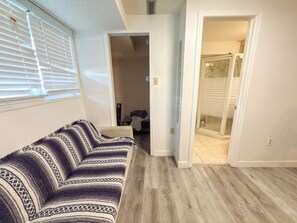 Interior - Riverwalk-Lodge w/Backyard +Outdoor Dining Area (Calgary)