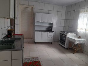 Four, plaque de cuisson