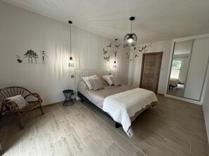 3 bedrooms, Internet