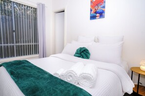 4 bedrooms, desk, iron/ironing board, travel cot