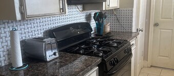 Charming 3-bedroom house in lovely Sugar Land