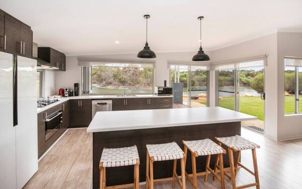 Waterside Wilyabrup | Lake View | Family Friendly