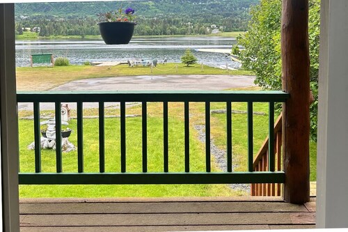 Hallo Bay Room, Homer Floatplane Lodge