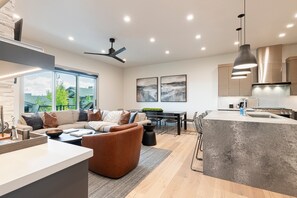 TV connectée, cheminée