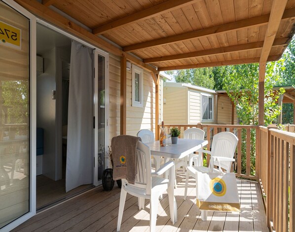 Mobile Home | Balcony