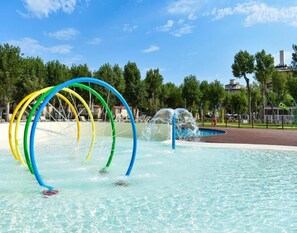 Trailer | Piscina | Piscina externa