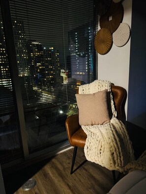 Apartment | 1 bedroom - Highrise Balcony Rooftop Pool Gym Free Parking (Atlanta)