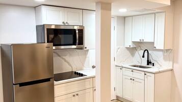 Fridge, microwave, stovetop, toaster