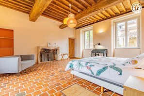 3 camere, accesso a Internet