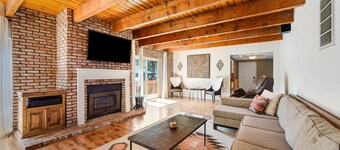 Mt Doble Dream Home ~ Spacious home with fenced yard, hot tub, firepit, grill, game room