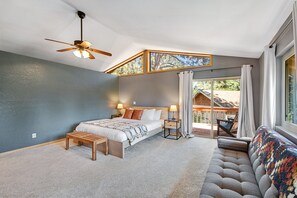 5 bedrooms, free WiFi, bed sheets