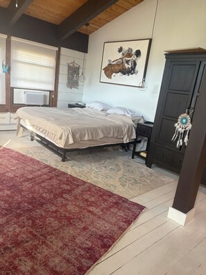 4 habitaciones, tabla de planchar con plancha y wifi gratis 