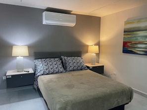 Iron/ironing board, free WiFi
