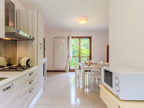 ميكروويف، فرن، غسالة أطباق