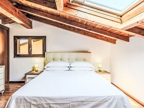 2 bedrooms, free WiFi - Nice apartment for 4 people with A/C, WIFI, pool and terrace (Dizzasco)