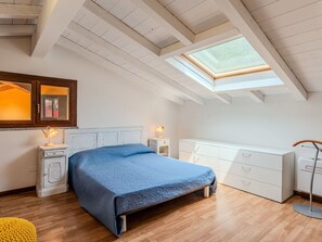 2 bedrooms, free WiFi