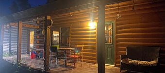 Tremendous cabin on private 6 acres perfect for your relaxing  mountain getaway!