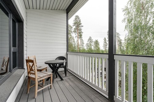 Peaceful 2BR Getaway Cabin at the Top of Riihivuori next to Ski Slopes