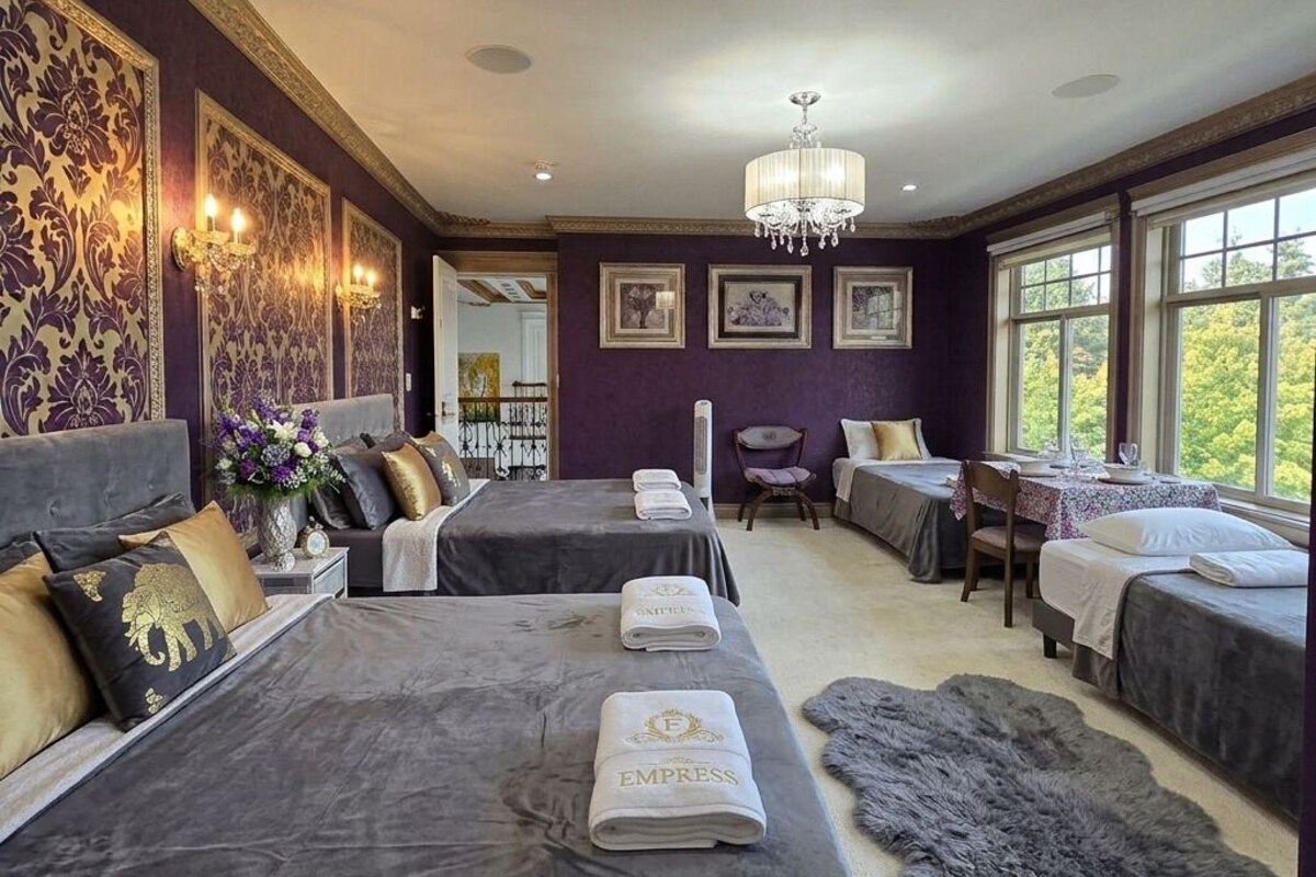 Luxury Suite, Multiple Beds, Ensuite, Garden View | Premium bedding, desk, laptop workspace, blackout curtains
