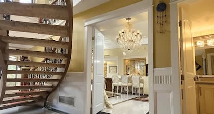 Royal Boutique Hotel