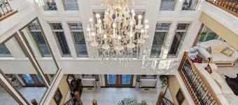 Royal Boutique Hotel