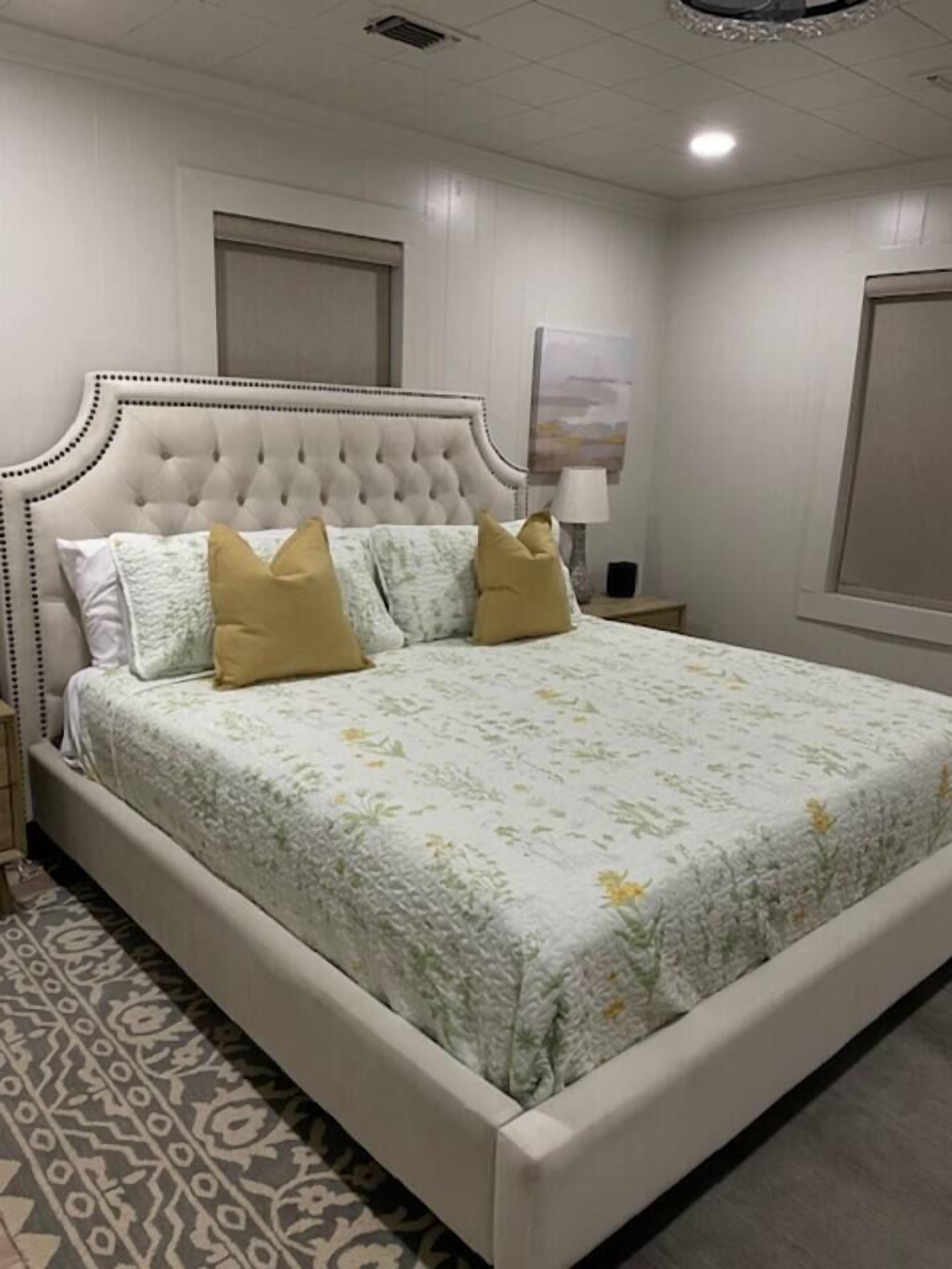 2 soverom, strykejern/-brett, wi-fi (inkludert) og sengetøy