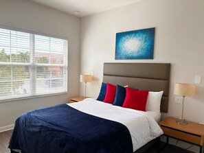 3 chambres, fer et planche à repasser, lit parapluie, Wi-Fi gratuit