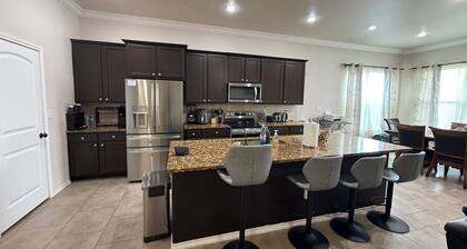 4BR/2B Lubbock CompleteHome Stay