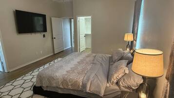 4 habitaciones, escritorio, tabla de planchar con plancha y wifi gratis