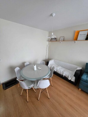 Dining - Altos Porteños Gem | Pool, Gym & Security (Buenos Aires)