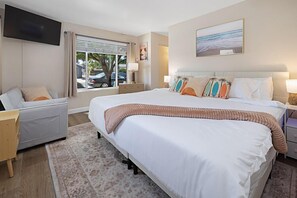 4 bedrooms, iron/ironing board, travel cot, WiFi