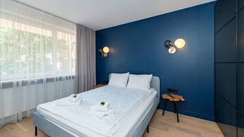 2 bedrooms, desk, iron/ironing board, free WiFi