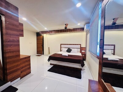 Destiny Stays is a serviced villa which provides corporate accommodations.