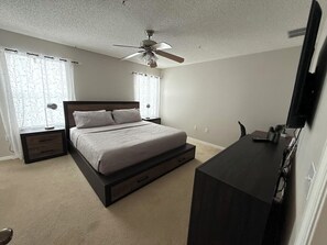 4 bedrooms, iron/ironing board, free WiFi, bed sheets