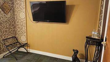 1 bedroom, free WiFi, bed sheets, wheelchair access