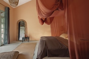 Double Room, 1 King Bed, Non Smoking, Pool View | Free WiFi