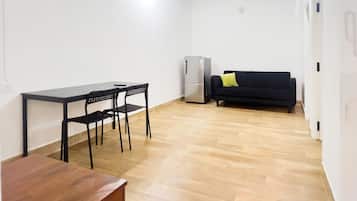 Classic Apartment | Blackout drapes, iron/ironing board, free WiFi
